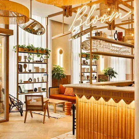Hotel Bloom House &
